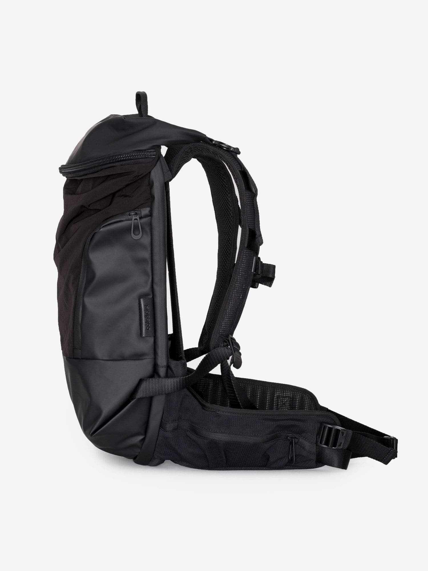 Waterproof structured laptop backpack for hikingwith waist belt