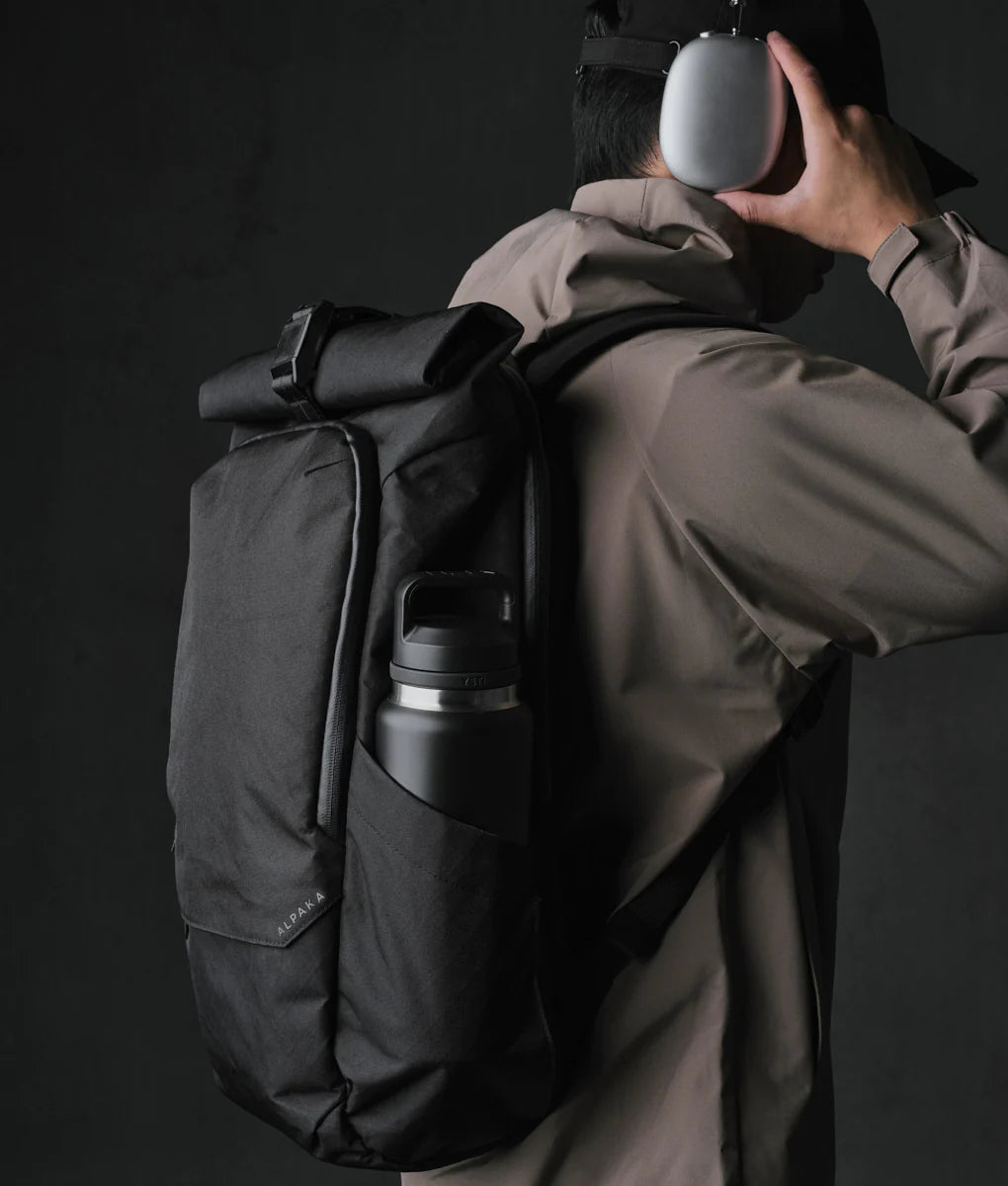 Alpaka Shift Pack V2 laptop backpacks for travel – Mined