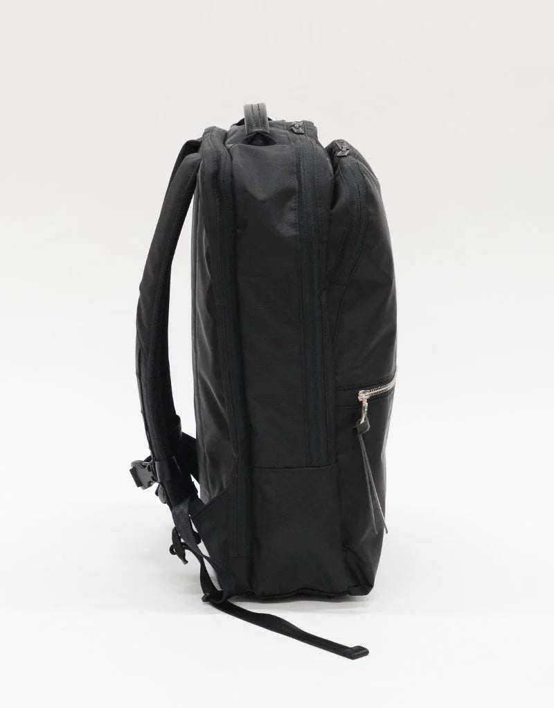 Simple laptop backpack for work and travel